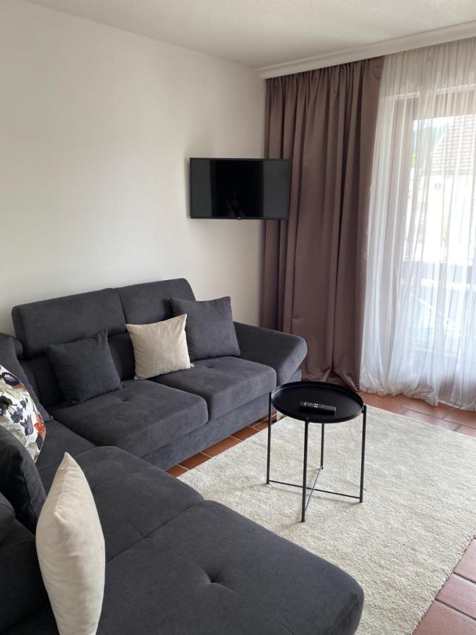 Apartment Ananas I Zentral&SeeNah Portschach am Worthersee Bagian luar foto