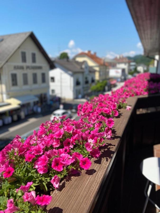 Apartment Ananas I Zentral&SeeNah Portschach am Worthersee Bagian luar foto
